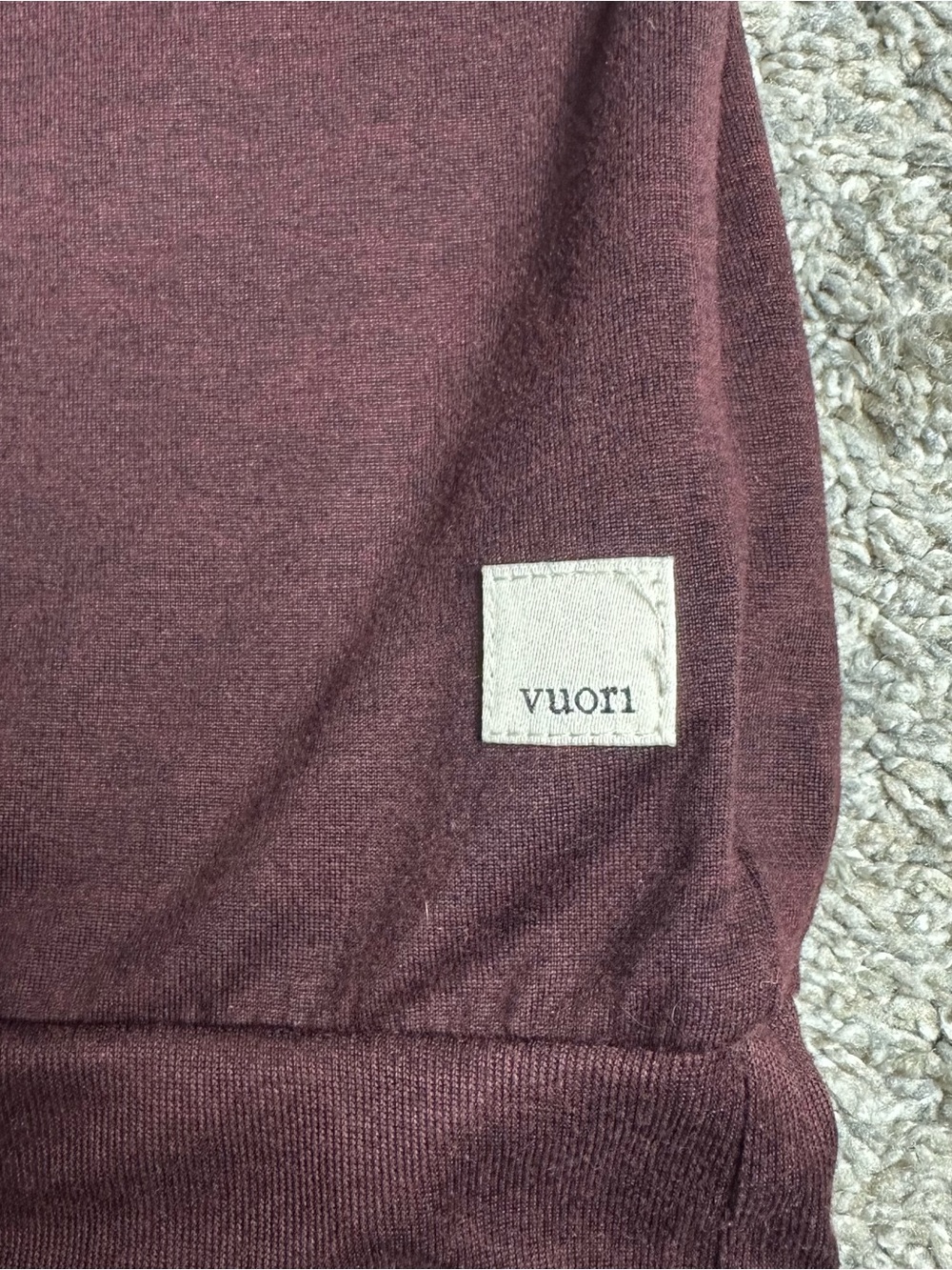 Vuori Daydream Crew Long Sleeve Shirt Small Maroon Burgundy Ruby athleisure - Picture 13 of 13